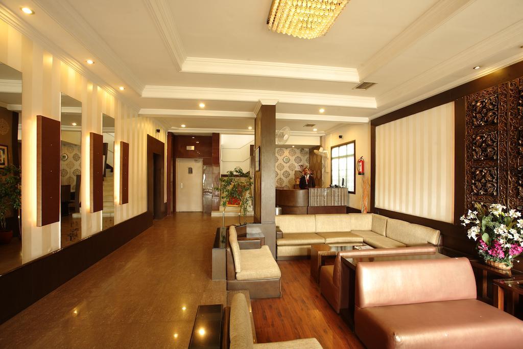 Surya Royal Hotel Kota  Exterior foto