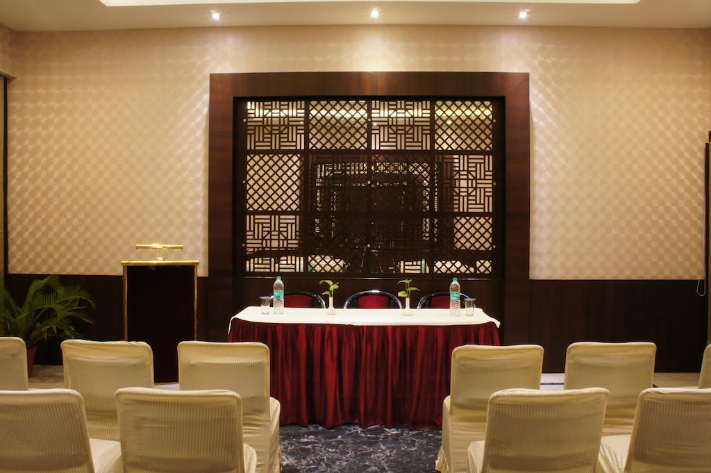 Surya Royal Hotel Kota  Exterior foto