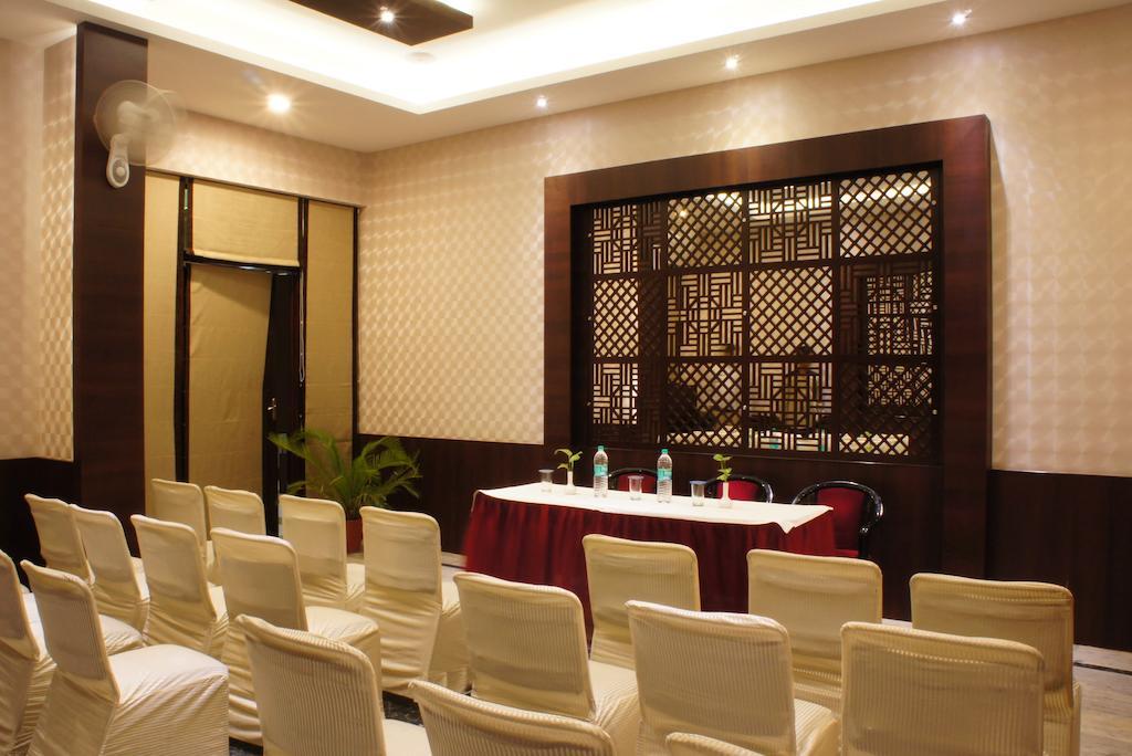 Surya Royal Hotel Kota  Exterior foto